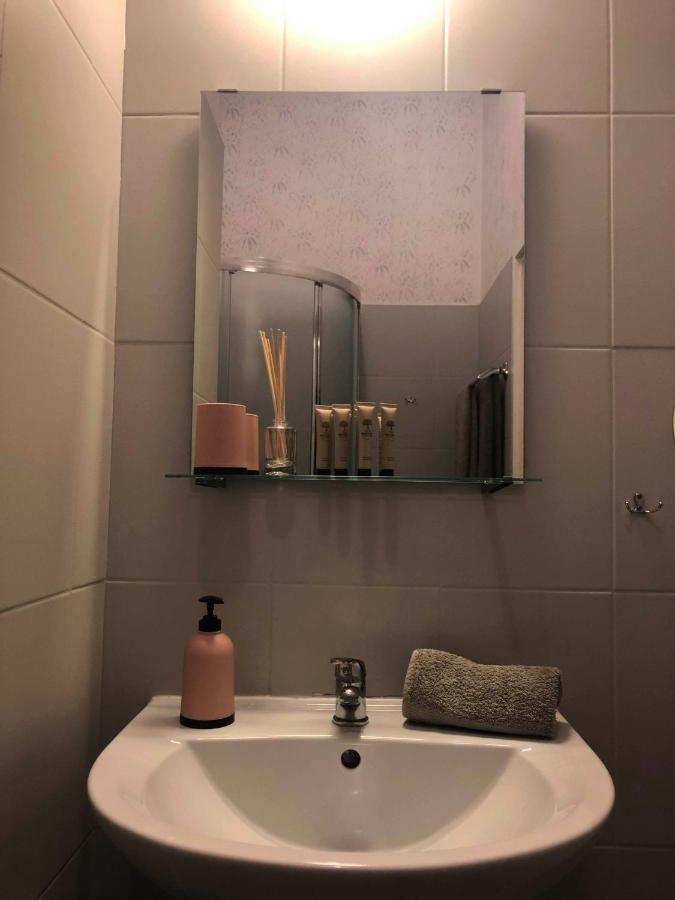 Wazne Miejsce Apartment Katowice Esterno foto
